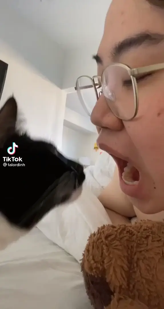 Touch tha uvula