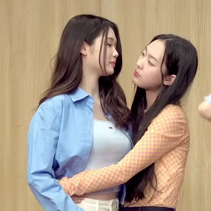 tripleS = soomin so sweet