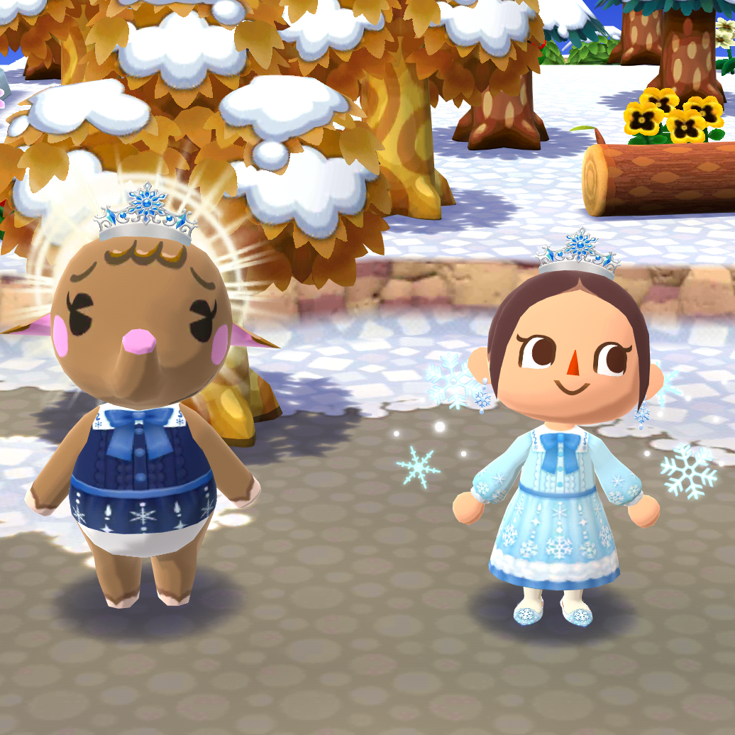 Any handheld items that go with these outfits? | Scrolller