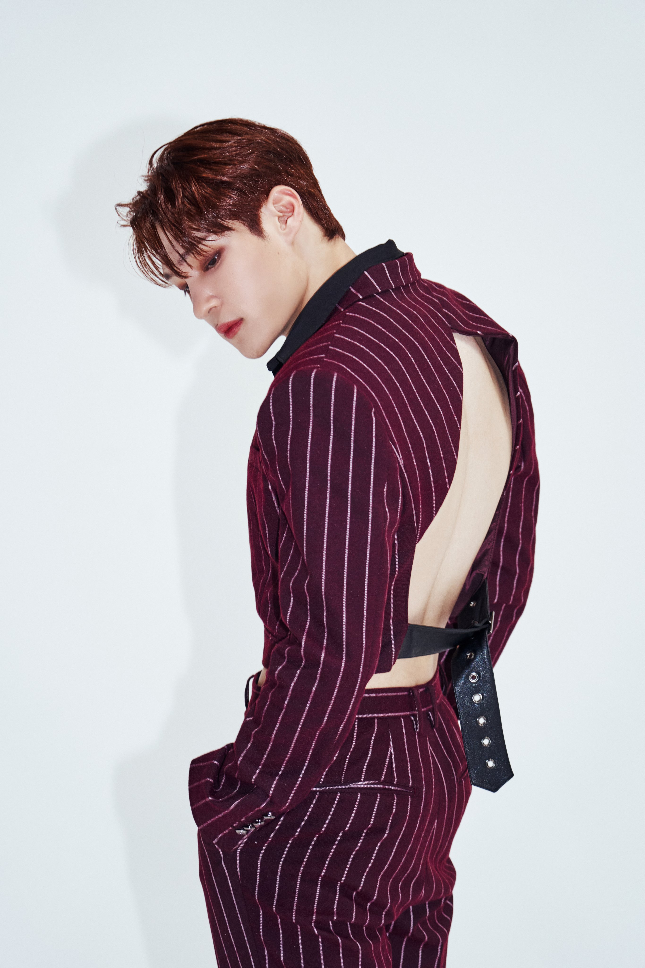 TAN - 1st Album: W SERIES ‘3TAN’ (WORLD Ver.) (Concept Photo 2) | Scrolller