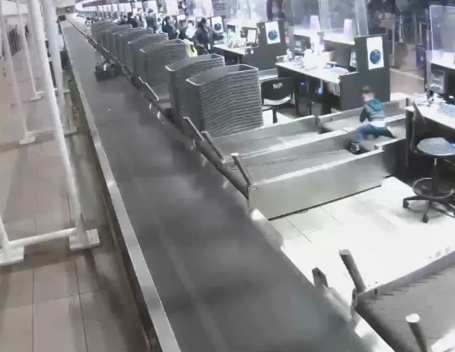 WCGW if you lose sight of your child at an airport.