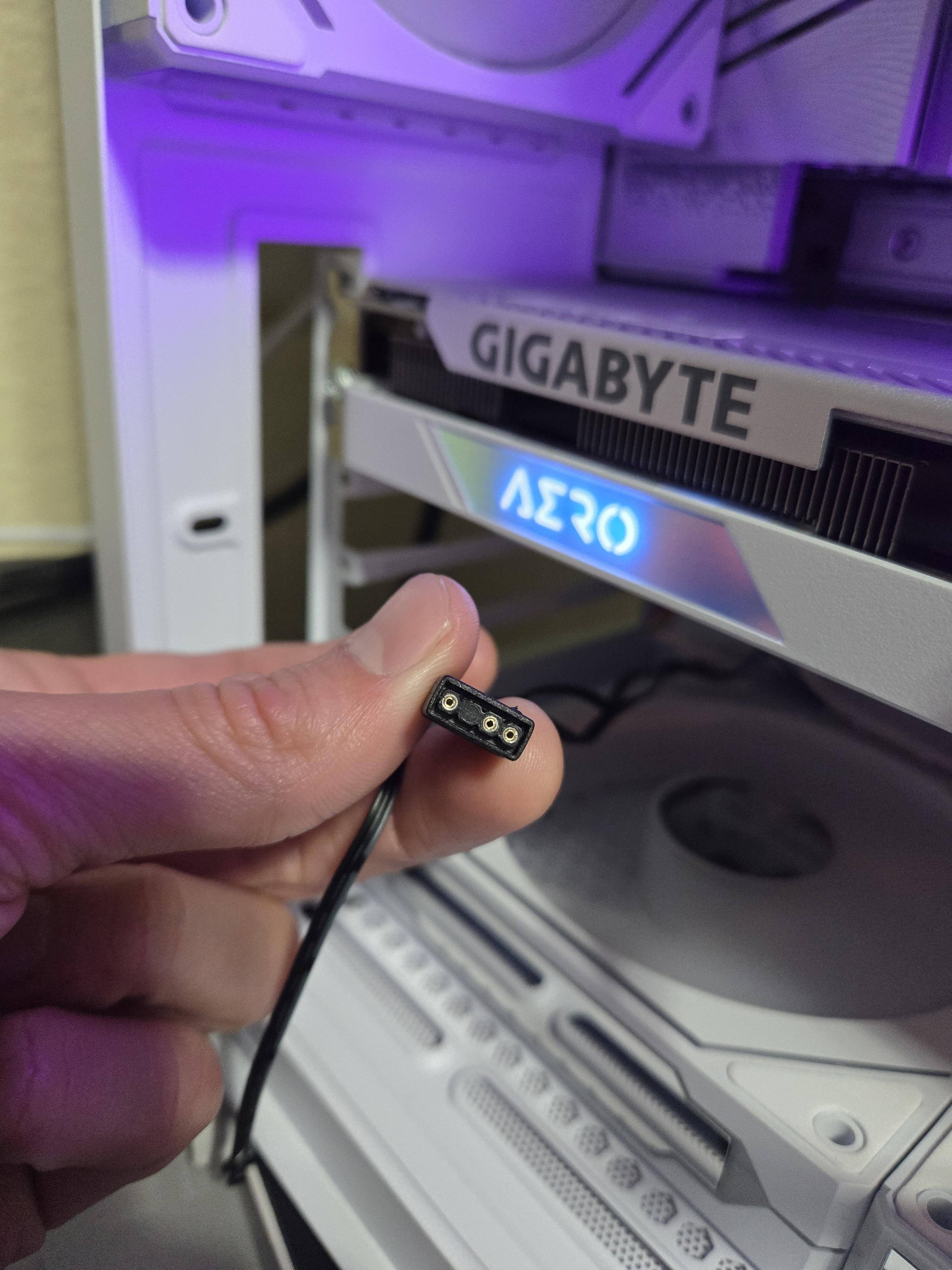 Can't find the correct led header, driving me nuts | Scrolller