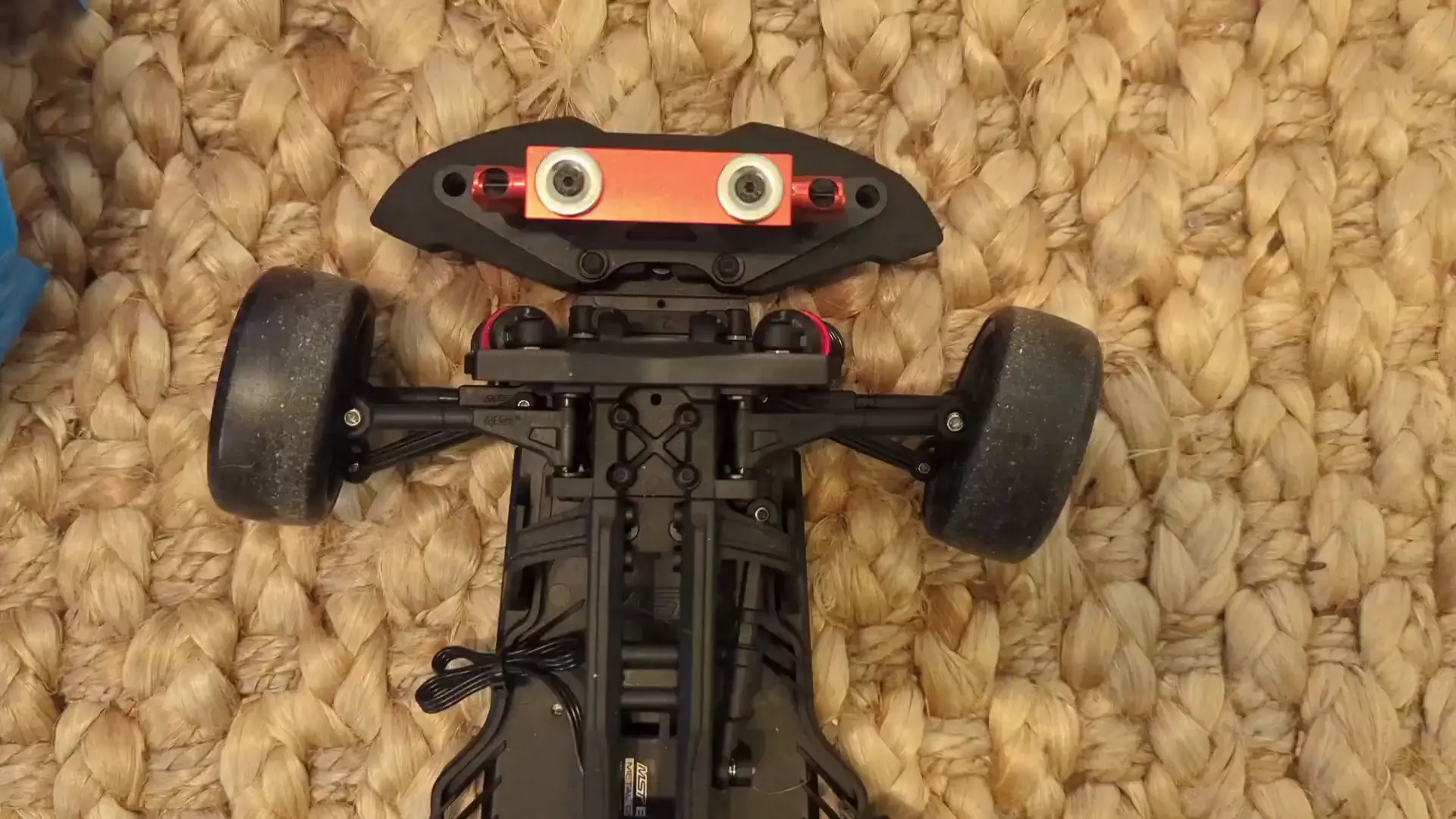 Why does it not turn fully when turning left