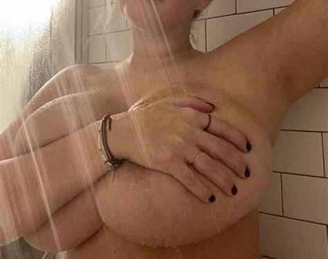 Gooner or goonette, everyone loves a pair of huge milkers. Question is, what would you do to them? 