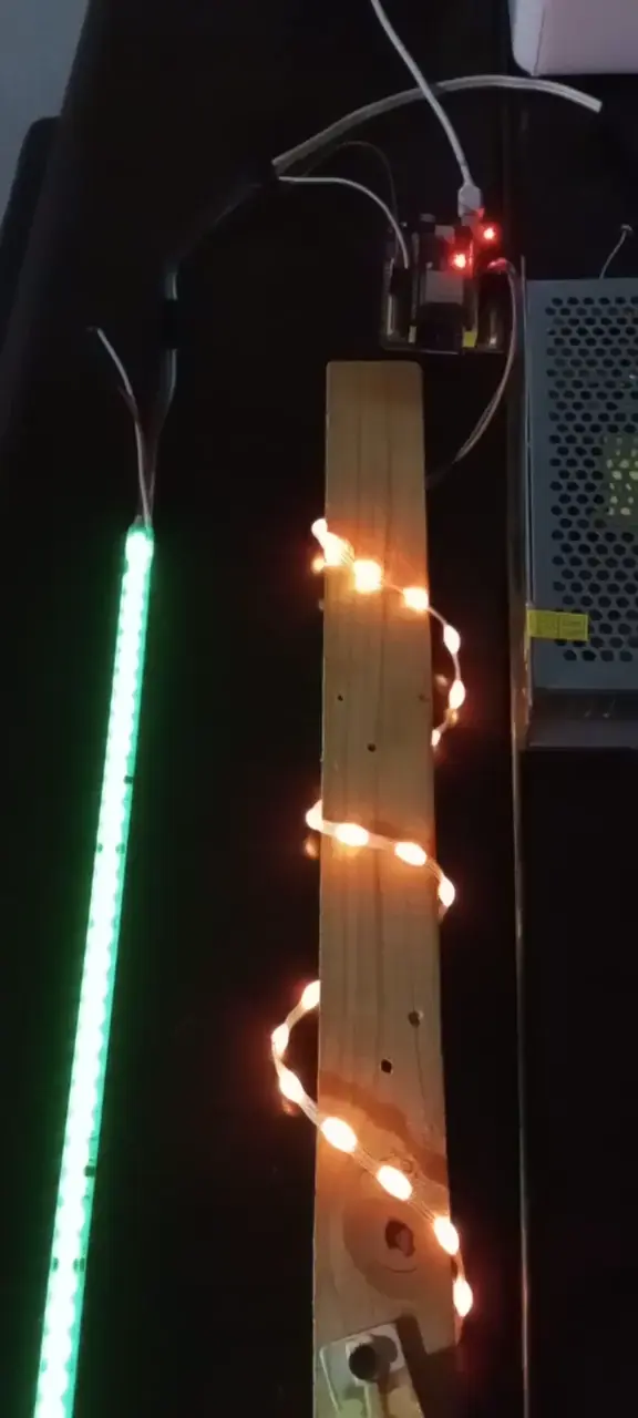Ws2811 COD Led strip flickering and misbehaving 