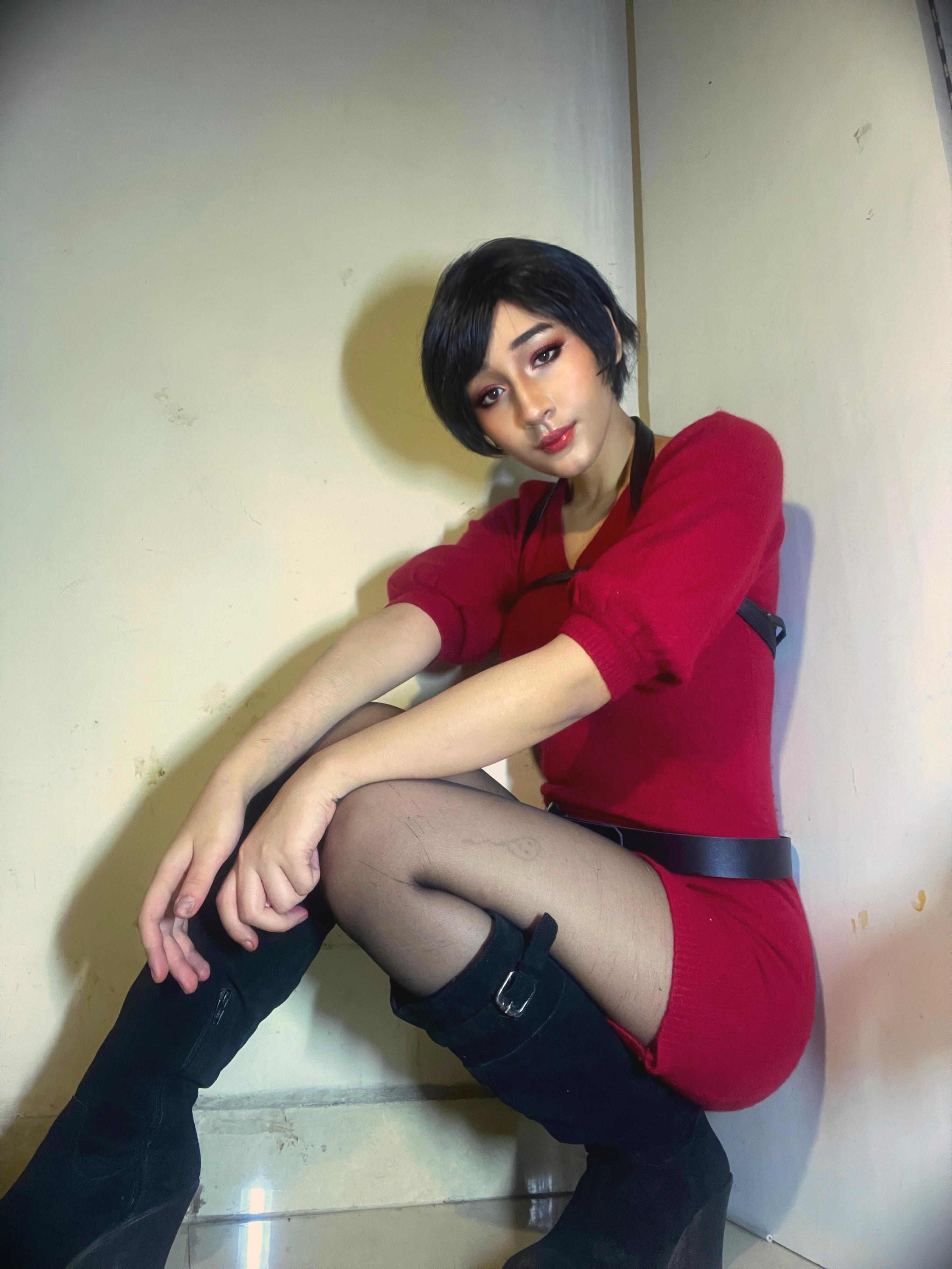 Ada wong!!