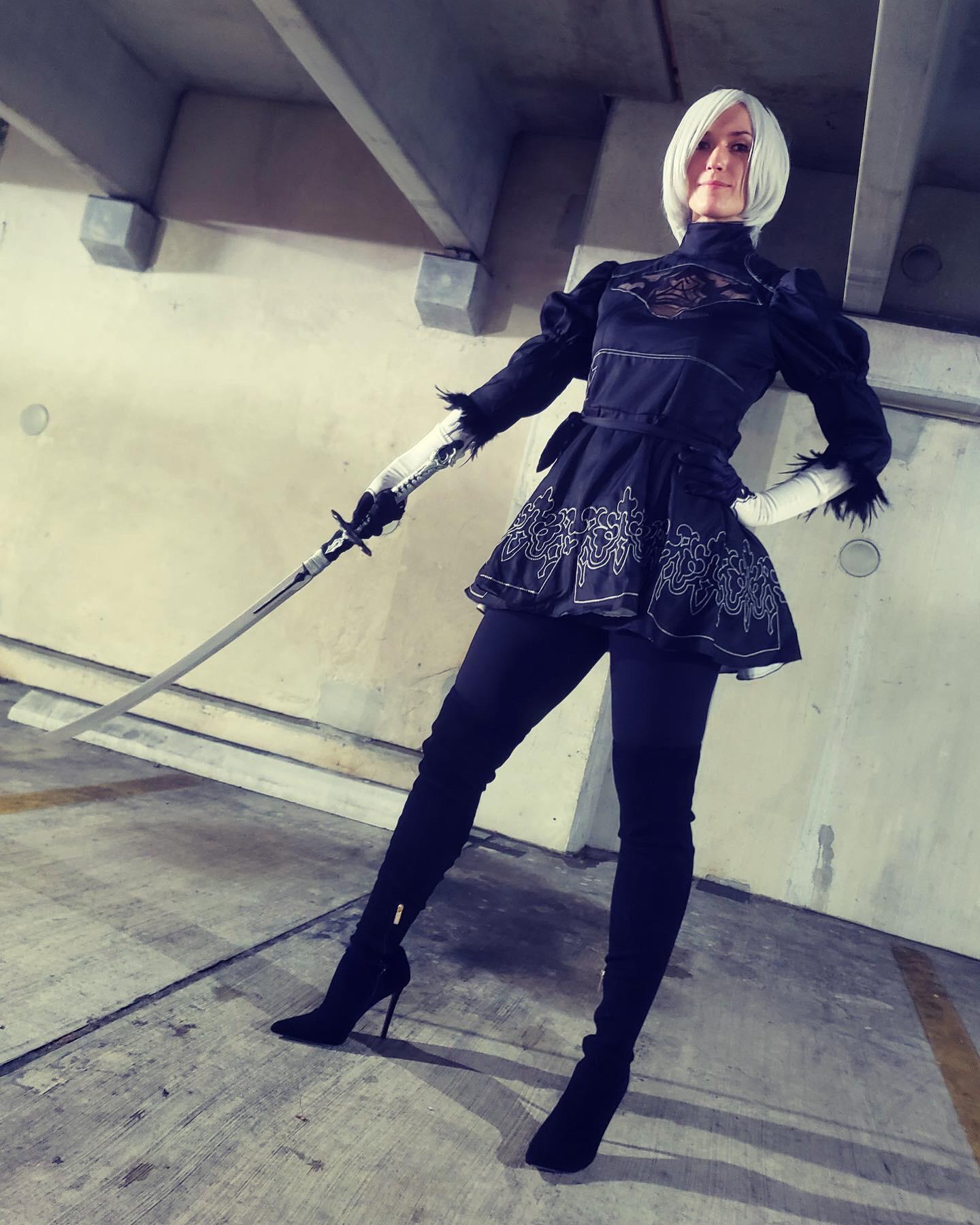 Finally got the opportunity to cosplay 2B :) (a modest version) | Scrolller