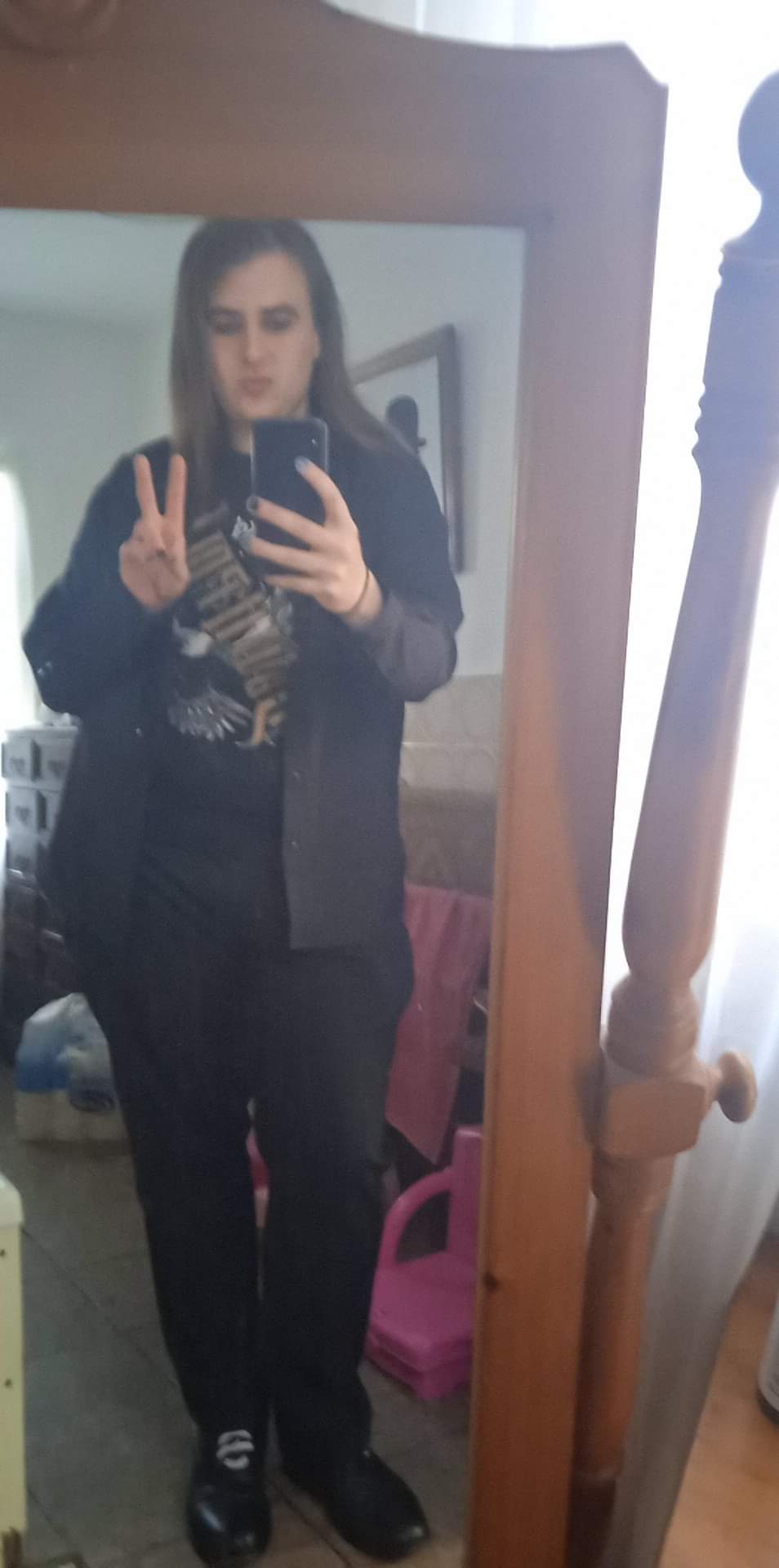 24 thick Irish femboy looking for Hung younger bwcs snap is biteme2857