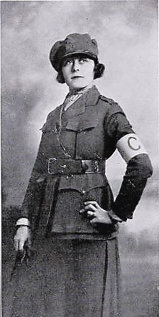 Frances Marion in her war correspondent uniform, 1918