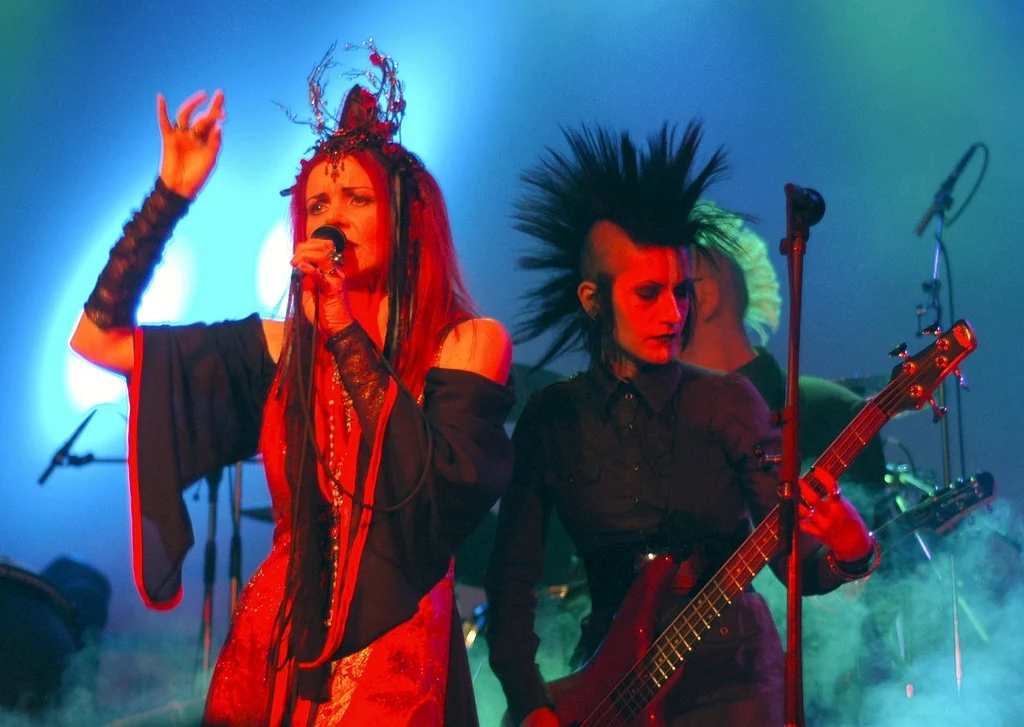 Faith & The Muse (Monica Richards and Marzia Rangel of Christ vs. Warhol and Scarlet's Remains)