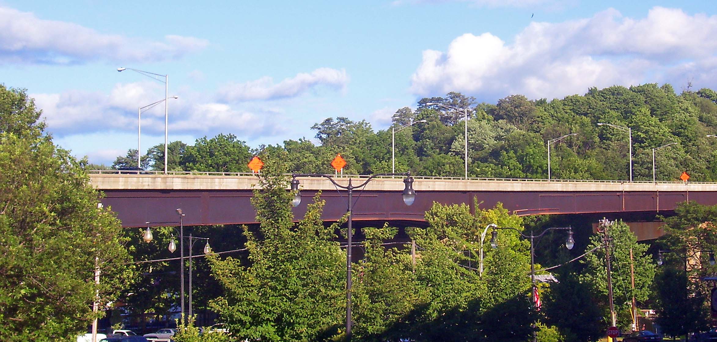 Bridge seen from Broadway in Kingston