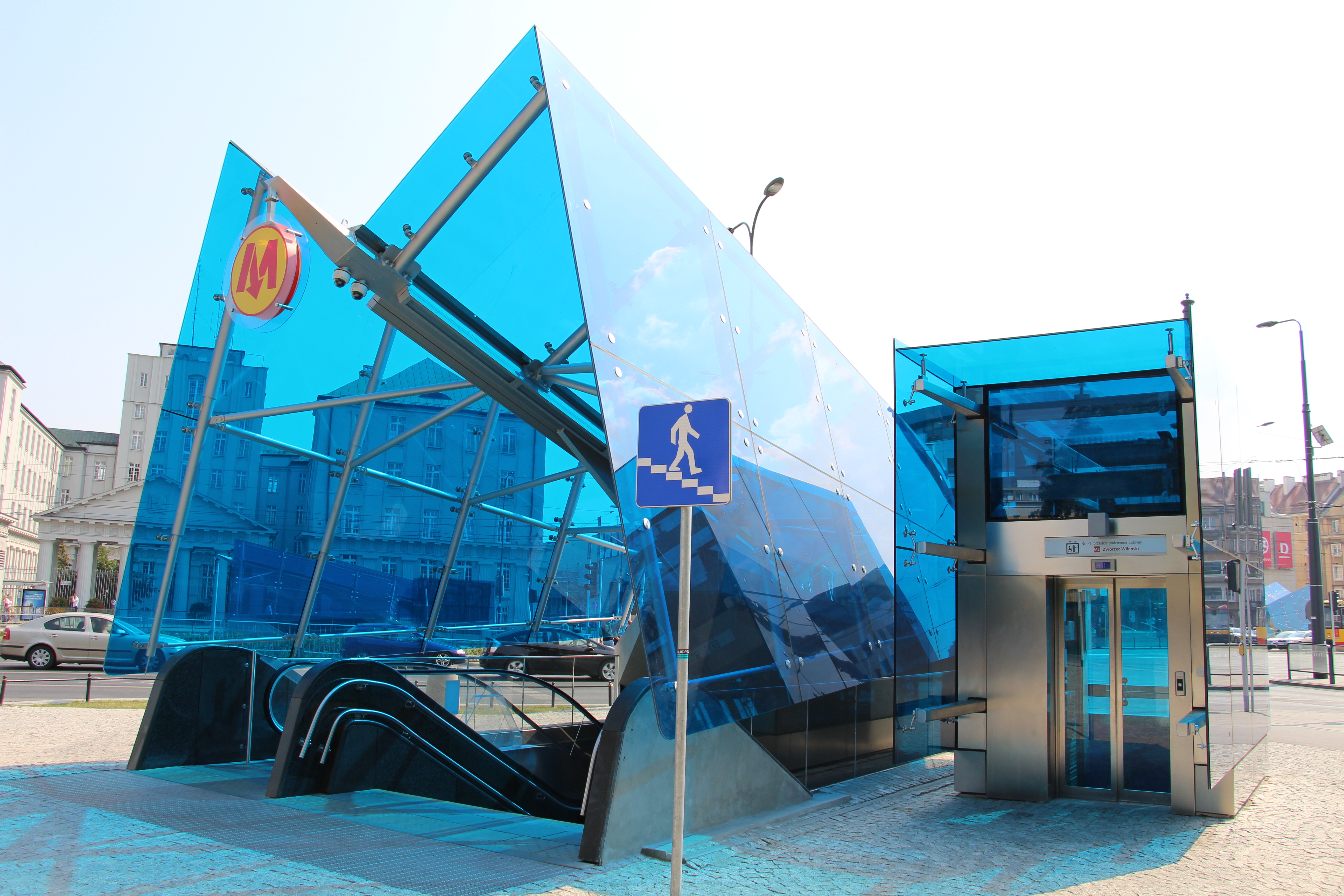 Dworzec Wileński metro station