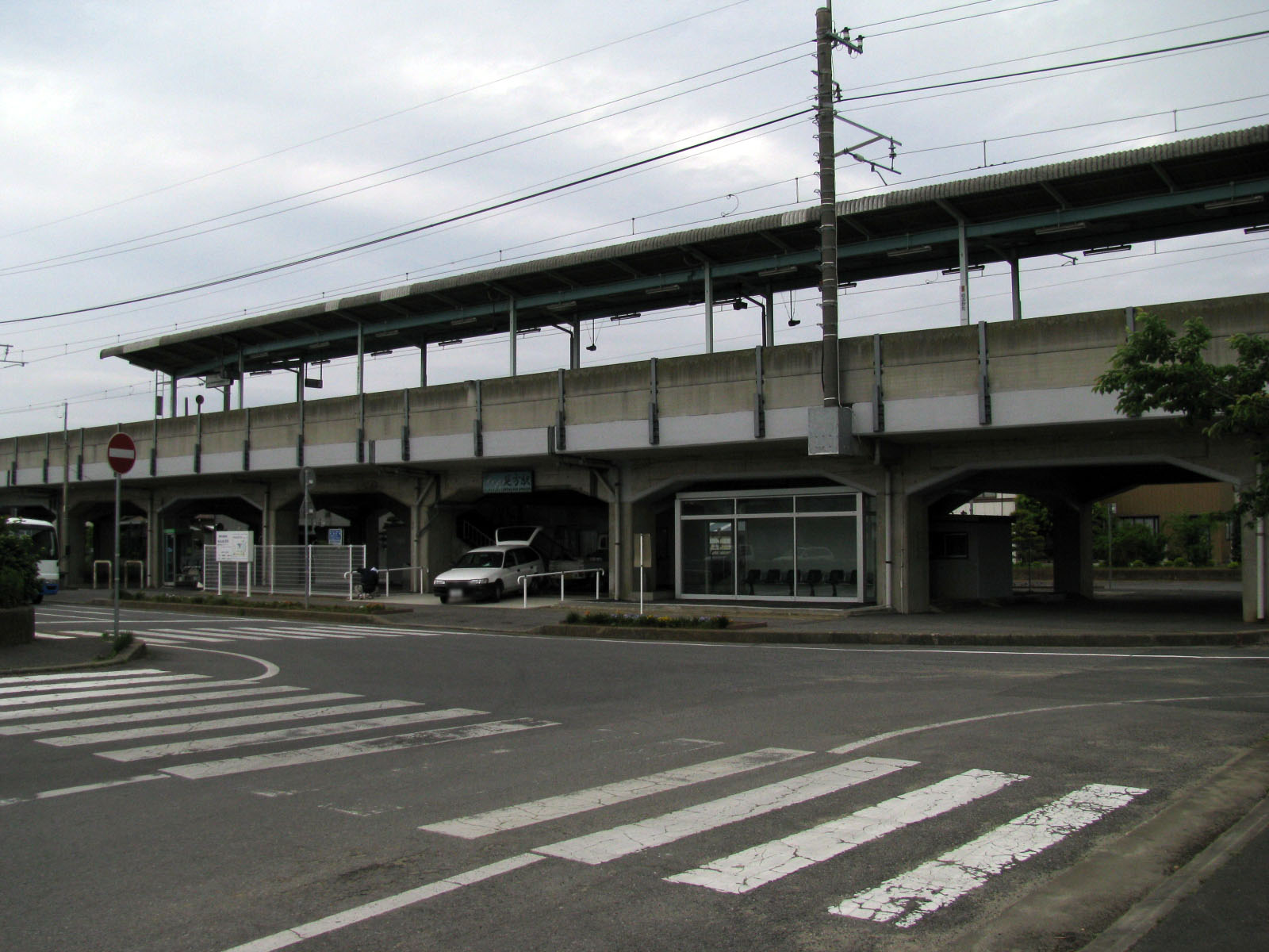 Nobukata Station, May 2008