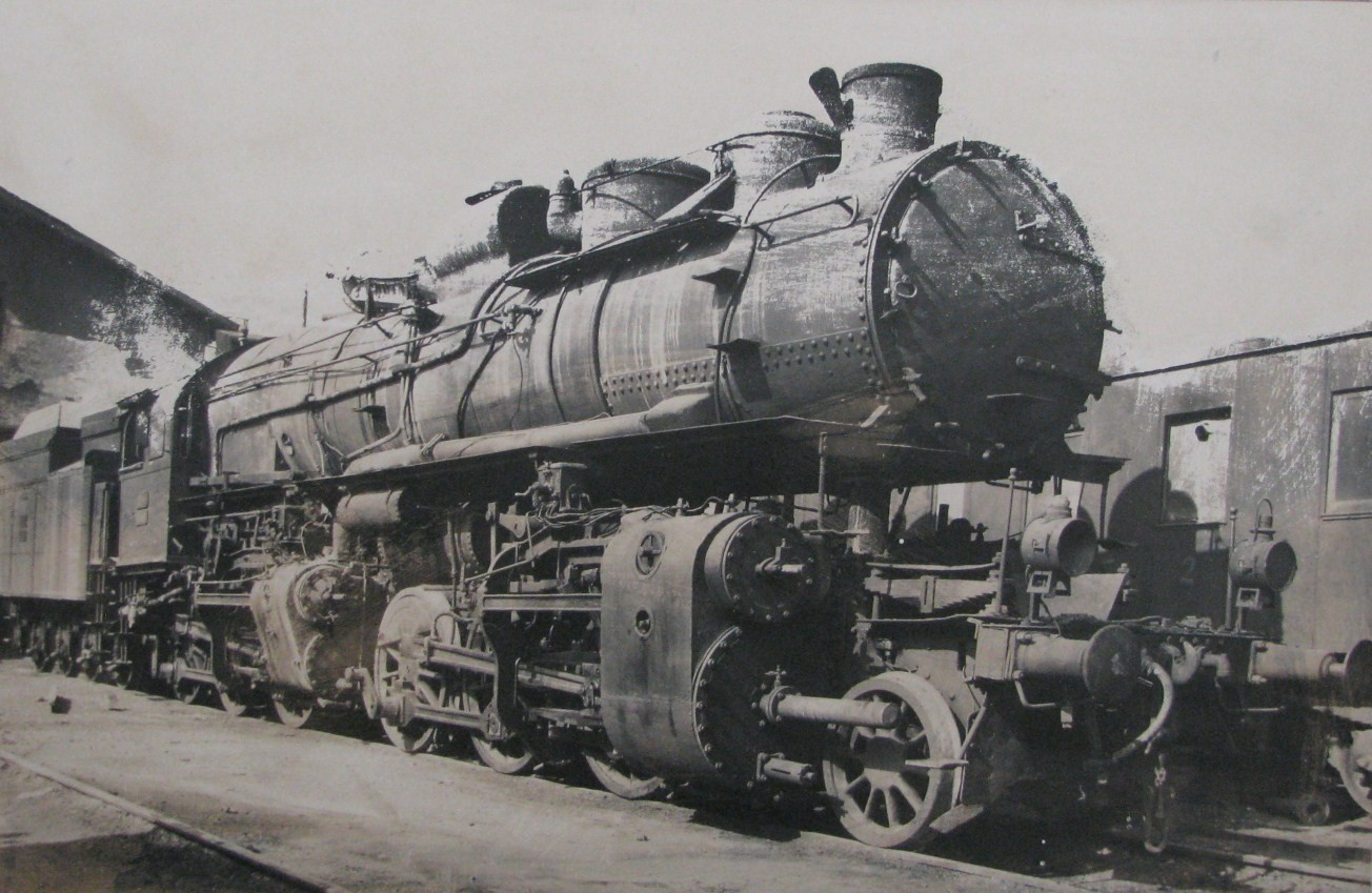 Discover more like Steam locomotives of Hungary: MÁV Class 601 and ...