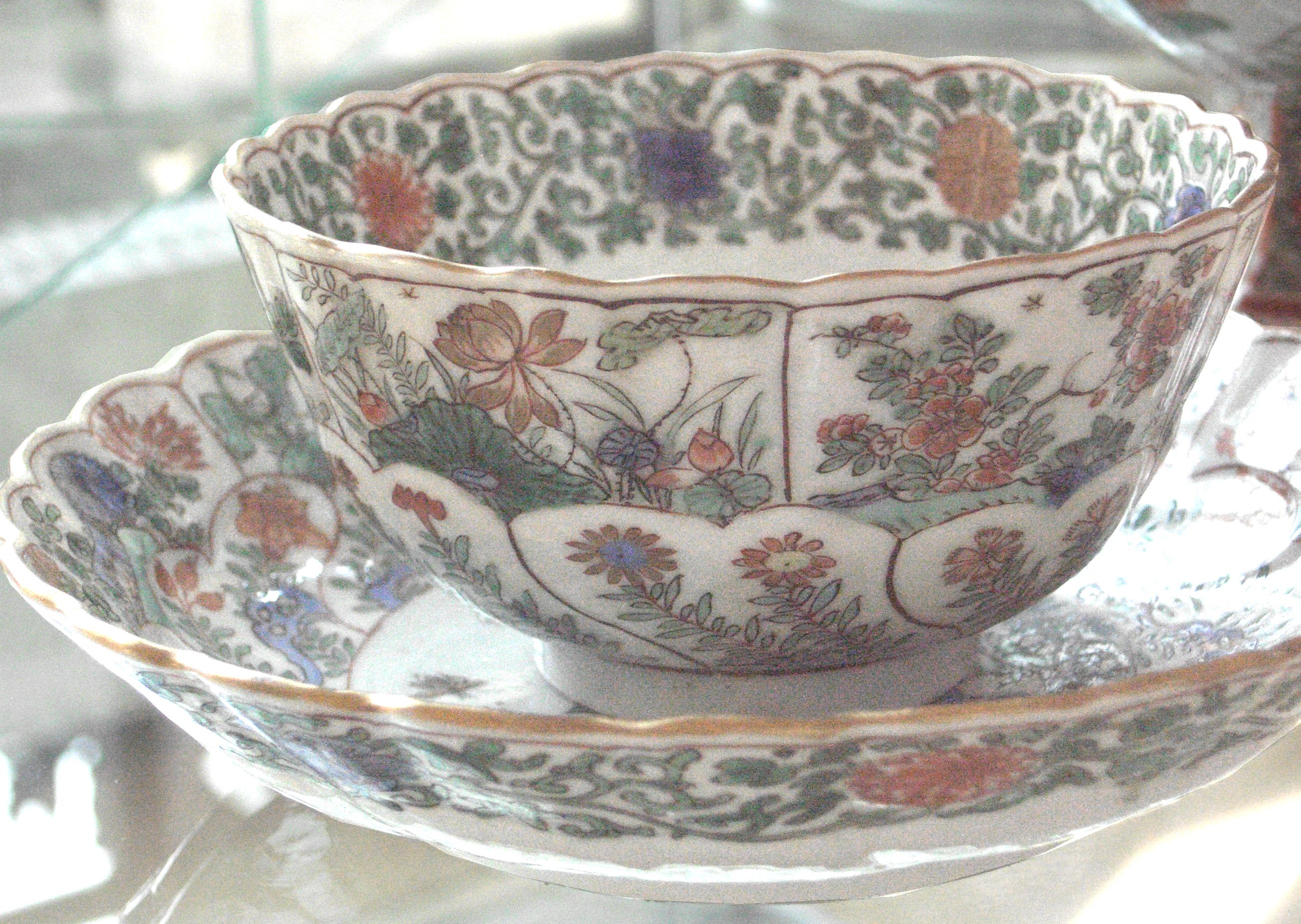 Chinese porcelain piyāla from the period of the Qing dynasty